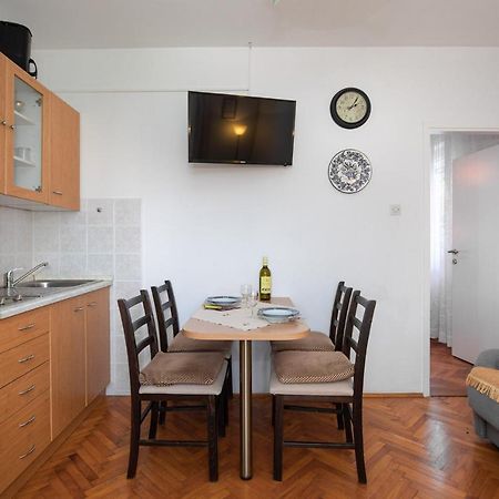 Apartments Lavanda-Kate Krk Town Luaran gambar